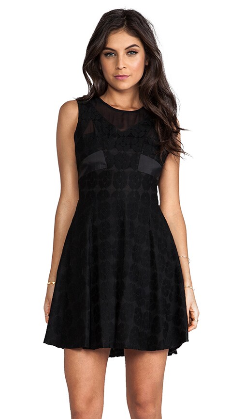 Sleeveless Lace Dress