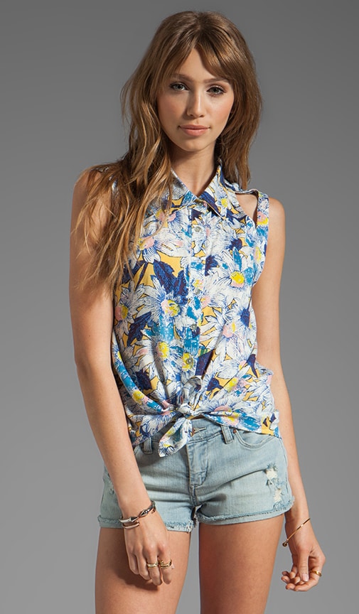 Daisy Duke Sleeveless Shirt