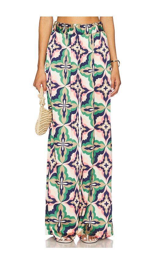 Reshma Pant in Cream,Green. - size XS (also in L, M, S)