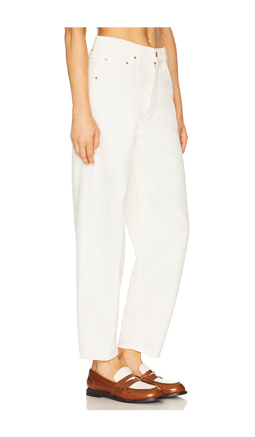 Mother The Peeler Tapered Ankle Jeans In 내추럴