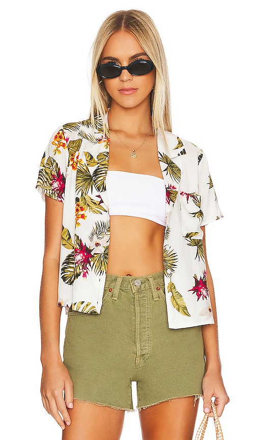 MORE TO COME Petra Top in White Palm