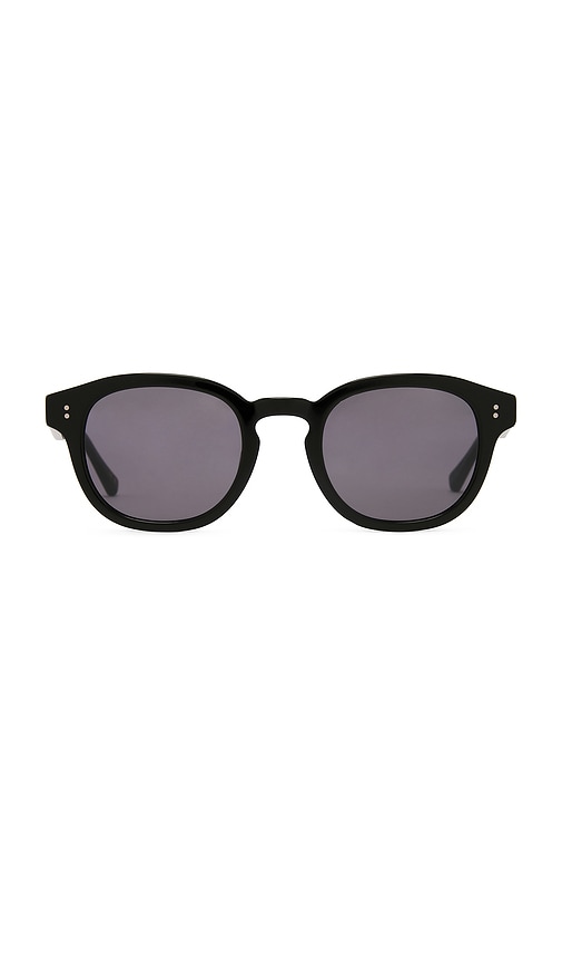Bille Sunglasses in Black.