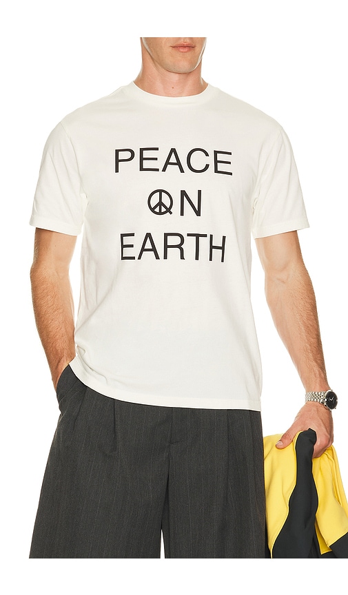 Museum of Peace and Quiet Earth T-Shirt en White. Taille XS. Also en S, M, L.