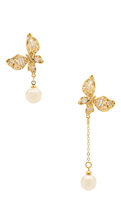Natalie B Jewelry She's A Flutter Earring In Gold