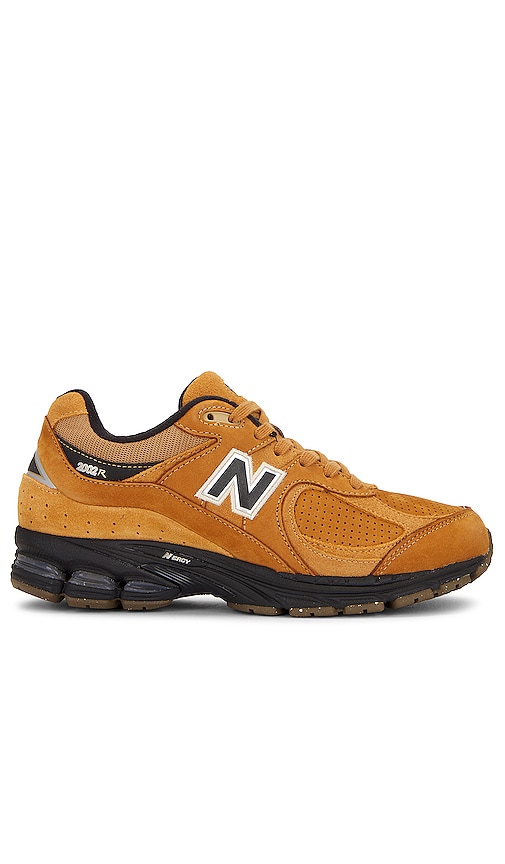 New Balance New Balance M2002RV1 in TOBACCO & BLACK
