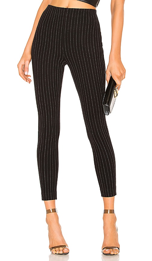 BEACH RIOT Colorblock Legging in Black & White