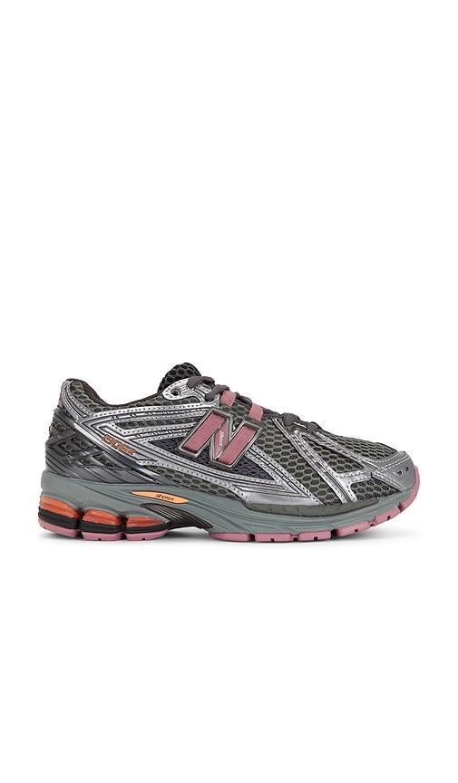 New Balance 1906R Sneaker in Dark Silver Metallic & Rosewood