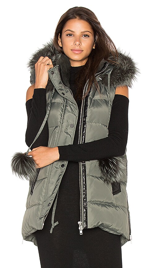Nicole Benisti Kaia Vest with Asiatic 