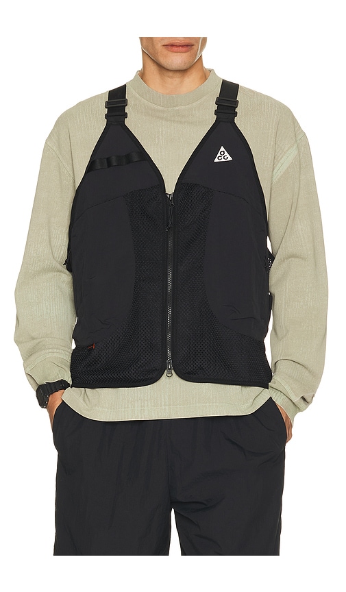 Nike Acg Dolomiti Vest in Black & Summit White | REVOLVE