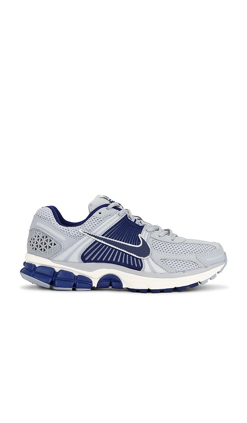 Zoom Vomero 5 Sneakers in Grey. - size M13 (also in M10 / W11.5, M10.5 / W12, M11 / W12.5, M11.5 / W13, M12 / W13.5, M6.5 / W8, M7 / W8.5, M7.5 /