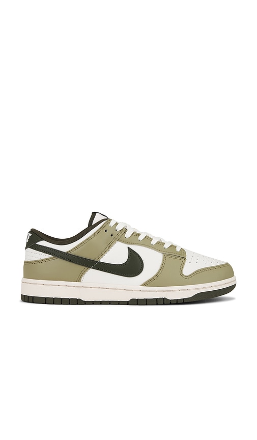 Nike Dunk Low Retro Sneakers