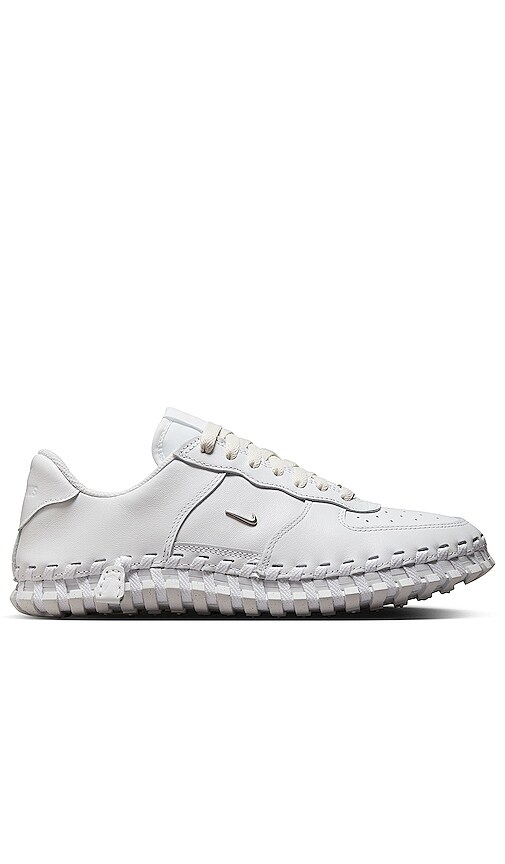 Vendita store nike silver