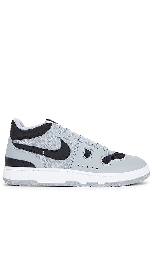 Nike Nike Attack Sp in Light Smoke Grey, Black & White