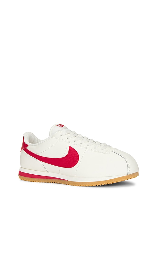 Nike Low Top Rubber Sole Sneakers In White