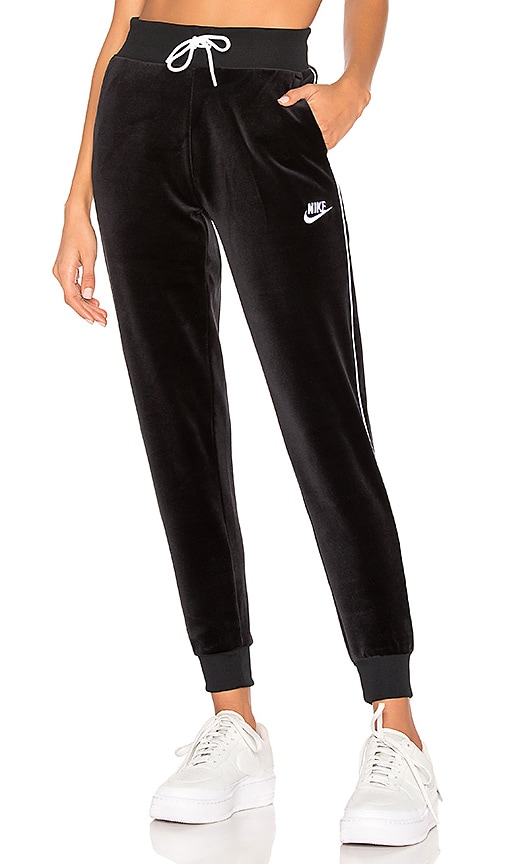 Nike Sportswear Velour Pant in Black 