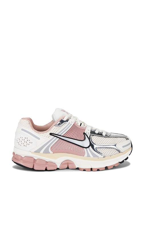 Zoom Vomero 5 Sneaker in Blush. - size 10 (also in 10.5, 11, 5, 5.5, 6, 6.5, 7, 7.5, 8, 8.5, 9, 9.5) - Nike - Modalova