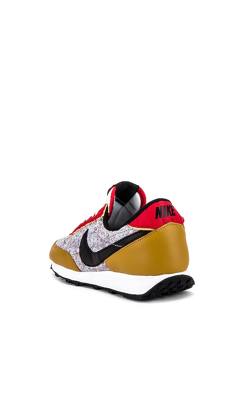 daybreak qs fleece, mesh and textured-leather sneakers in gold