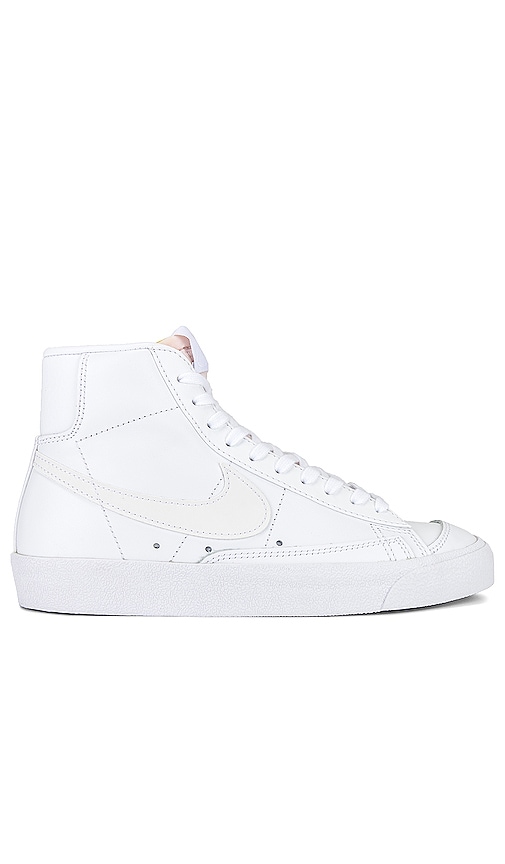 Nike Blazer Mid 77 Vintage Sneaker in White White REVOLVE