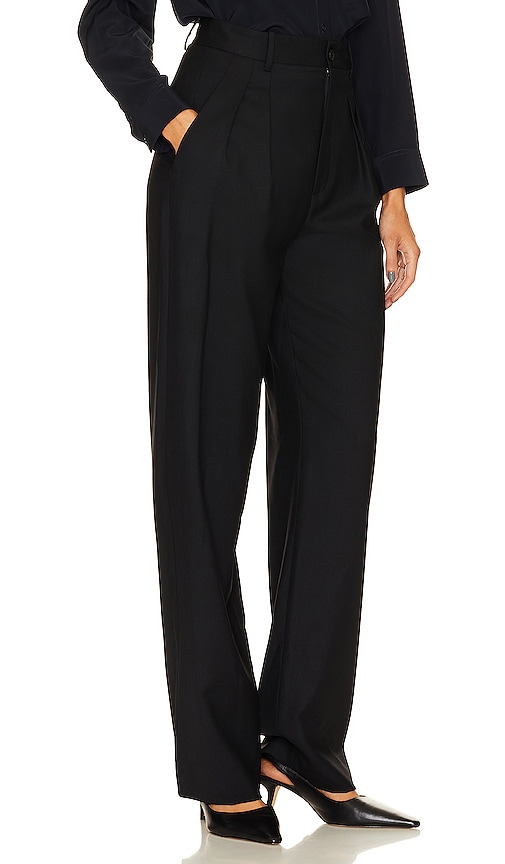 Shop Nili Lotan Etienne Pleated Pant In Black