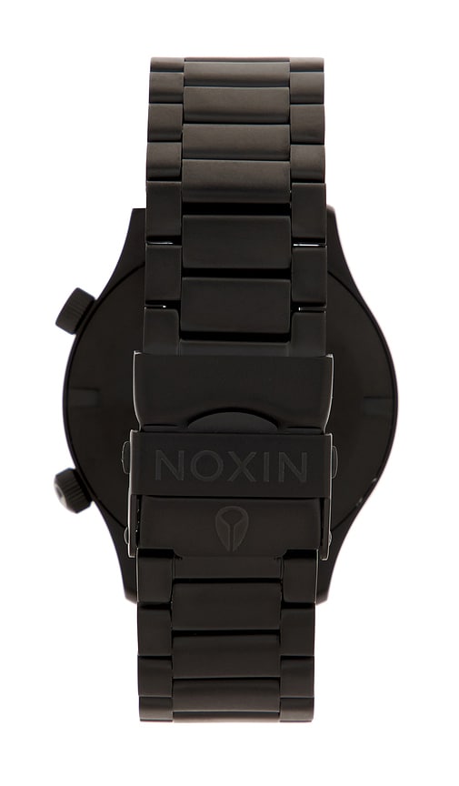 Drifter GMT Watch in Black.