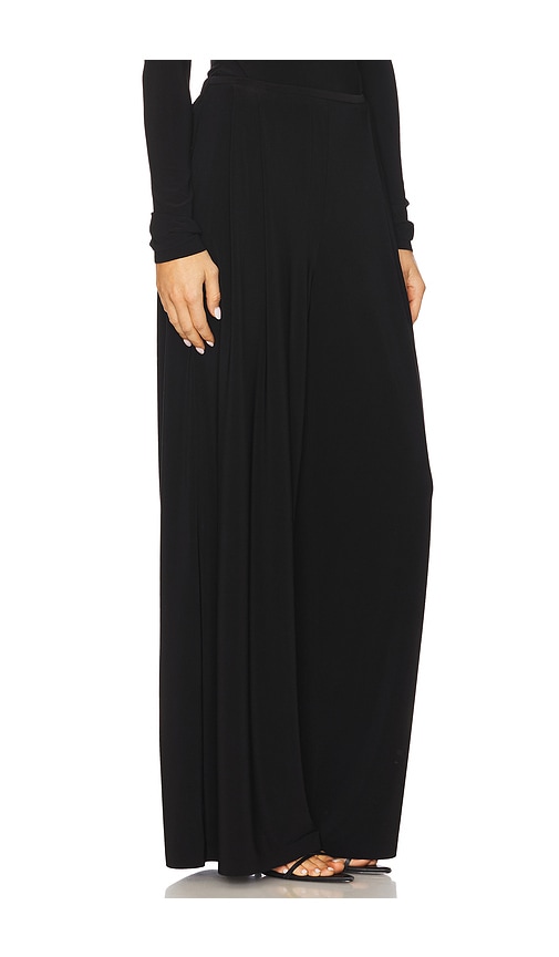 Shop Norma Kamali Mens Pleat Pant In 黑色