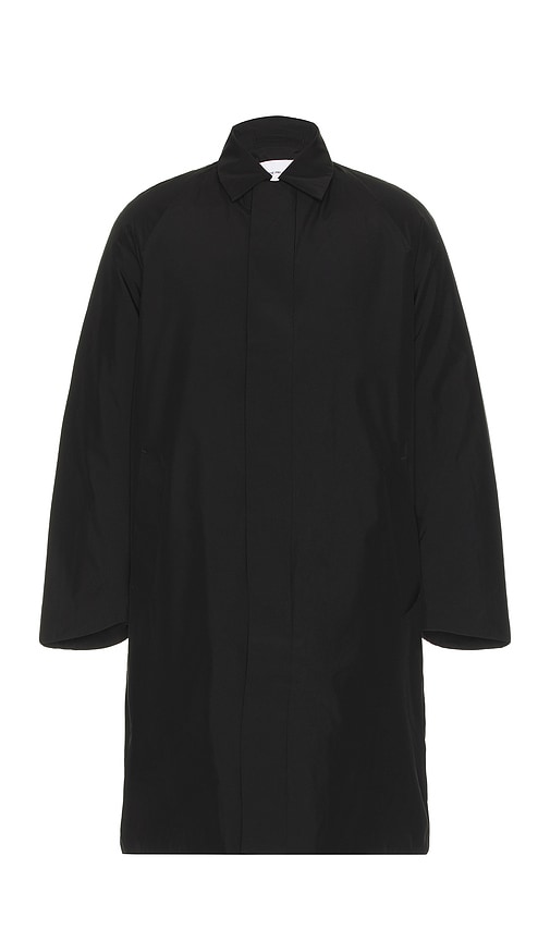 Norse Projects Vargo Gore-tex Infinium Raglan Mac in Black