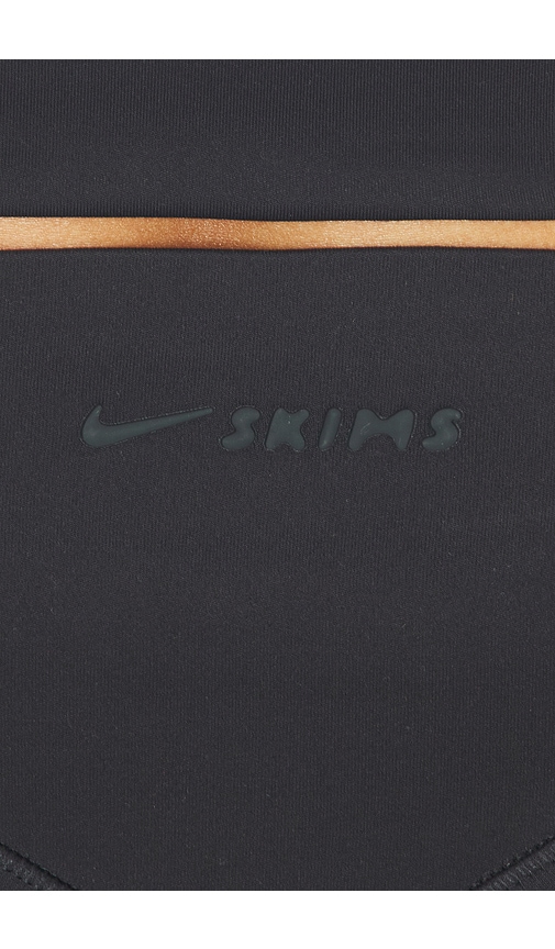 NikeSKIMS Matte Corset Leggings | Thumbnail 7