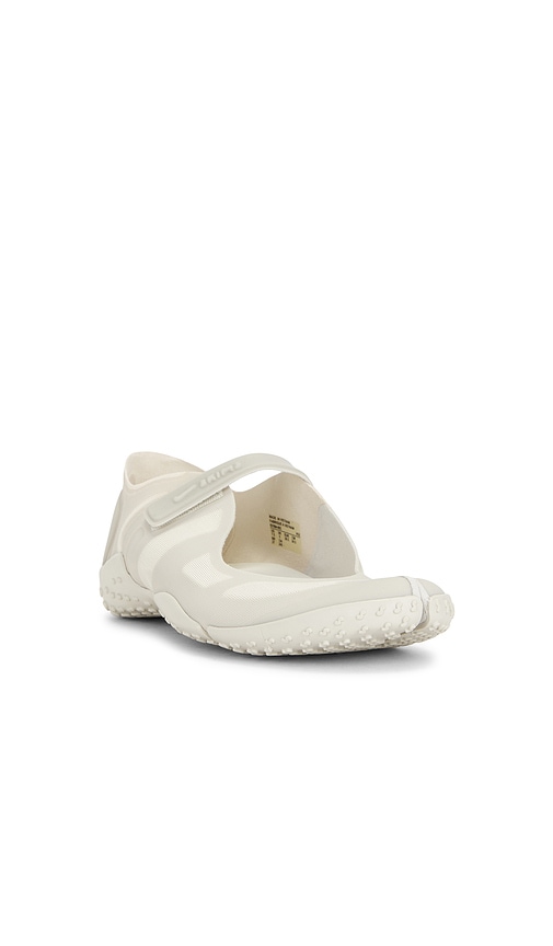 NikeSKIMS Rift Mesh Sneaker
