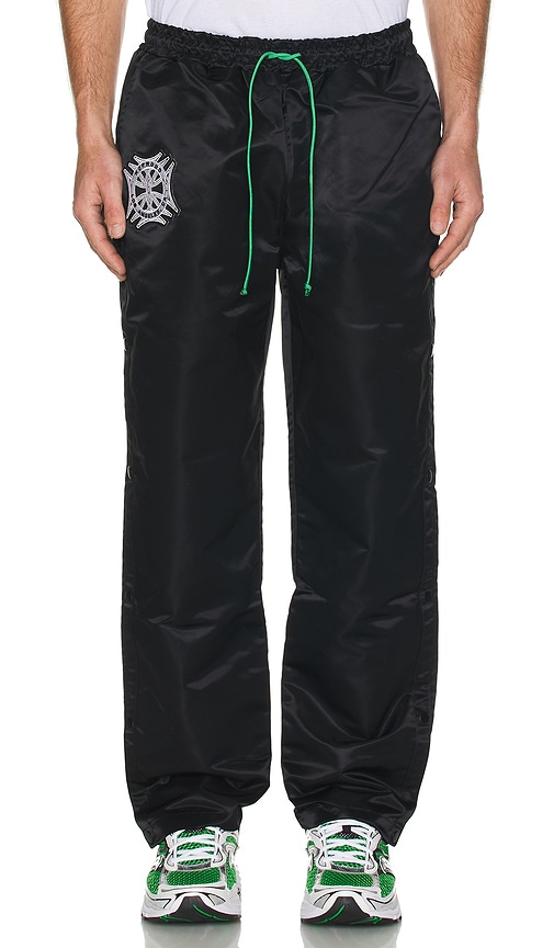Shop Norwood Nor Shield Snap Pant In 黑色