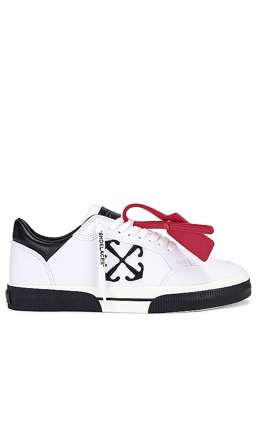 Shop Off-white New Low Vulcanized Canvas In 白色&黑色