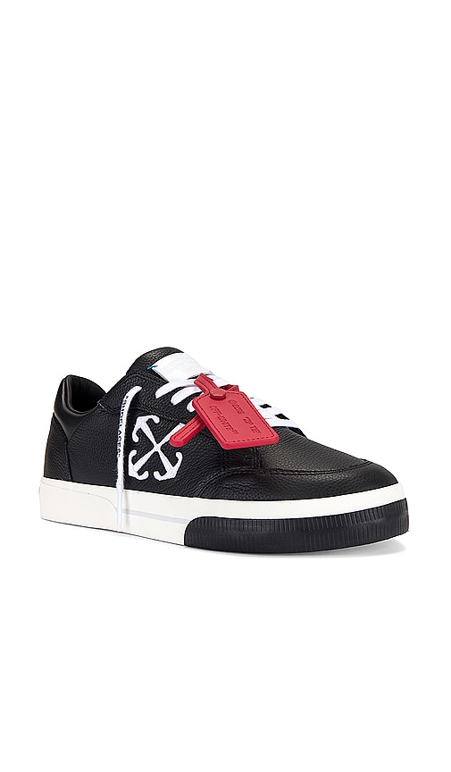 Shop Off-white New Low Vulcanized In 黑色、白色