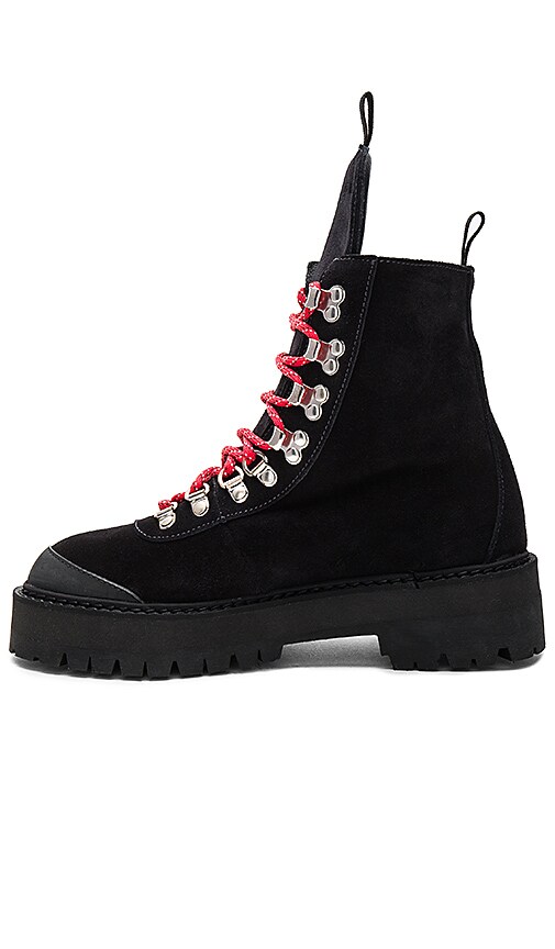 OFF-WHITE Hiking Mountain Boots in 