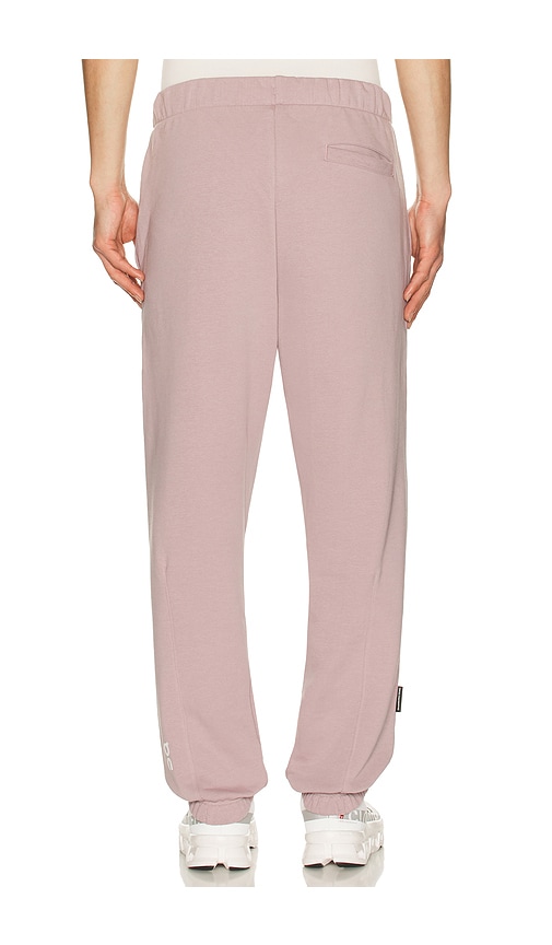  On Hosen Club In Mauve. Größe M. Also In L. 