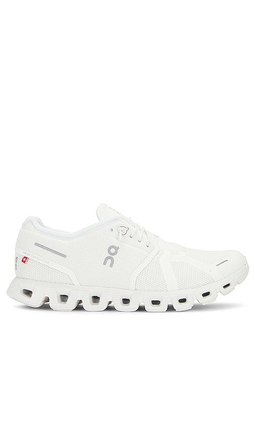 On CLOUD 5 スニーカー - Undyed-white & White | REVOLVE