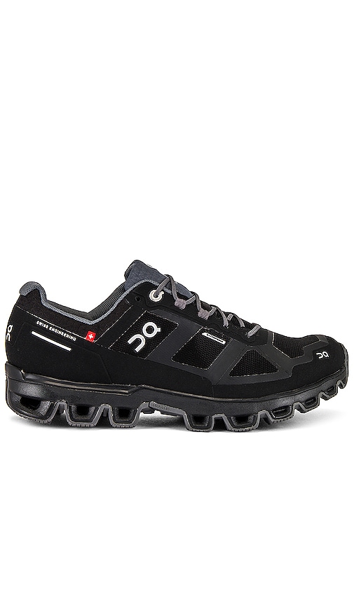 On Cloud Venture Waterproof in Black & Graphite