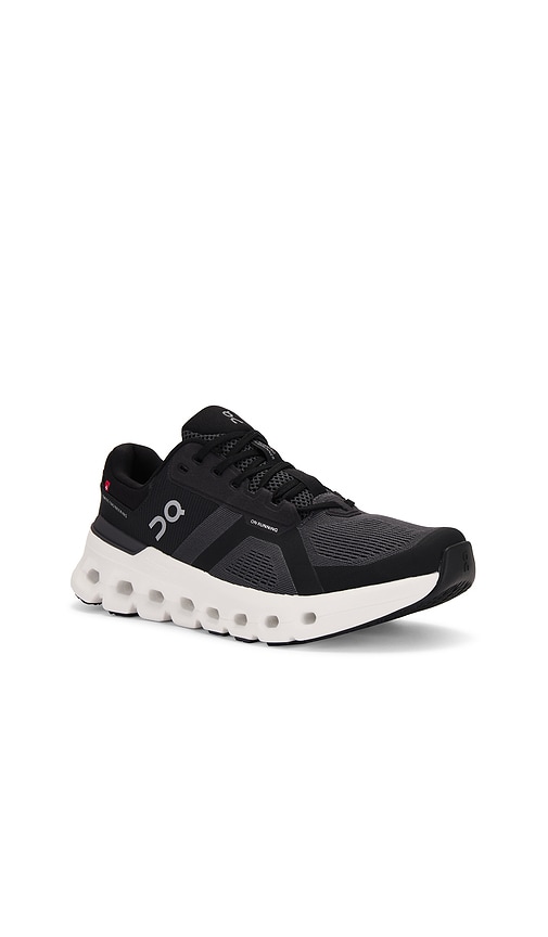 Shop On Cloudrunner 2 Sneaker In 月蚀色，黑色