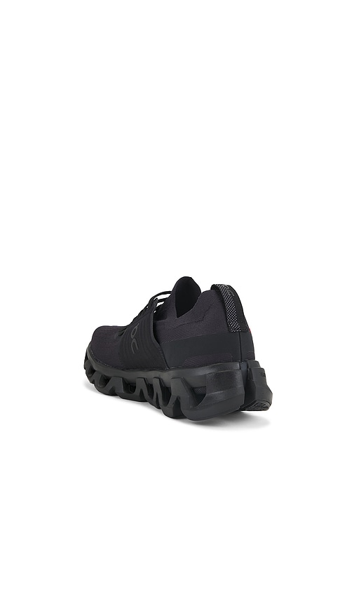  On Sneakers Cloudswift 4 In Black. Größe 7. Also In 7.5, 8, 8.5, 9, 9.5, 10, 10.5, 11, 11.5, 12, 12.5, 13. 
