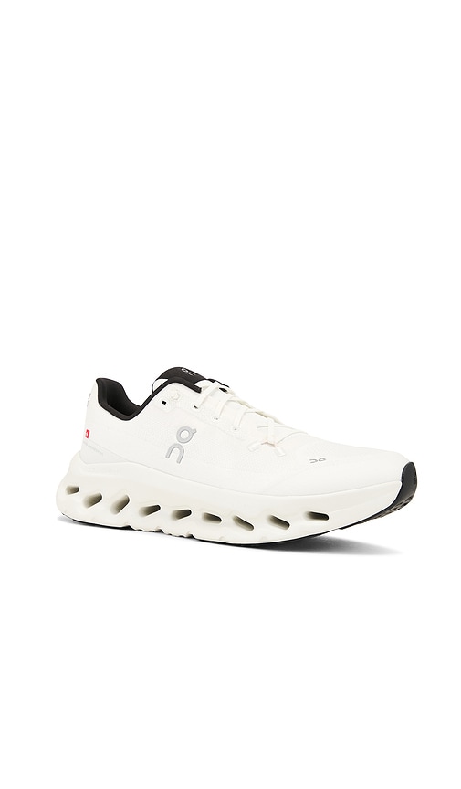 On Cloudtilt Mesh Sneakers In White