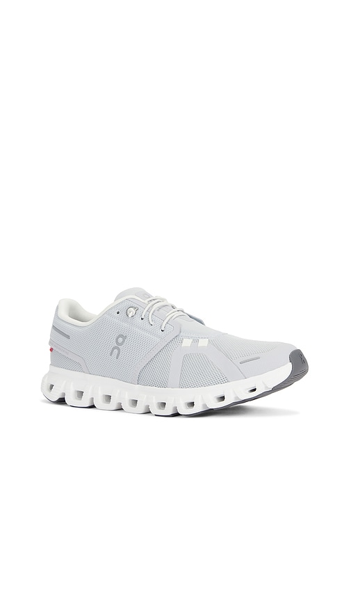 On Cloud 6 Trainers In White