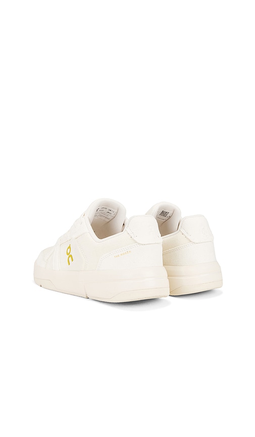  On Sneakers The Roger Clubhouse Ace In White. Größe 7. Also In 7.5, 8, 8.5, 9, 9.5, 10, 10.5, 11, 11.5, 12, 12.5, 13. 