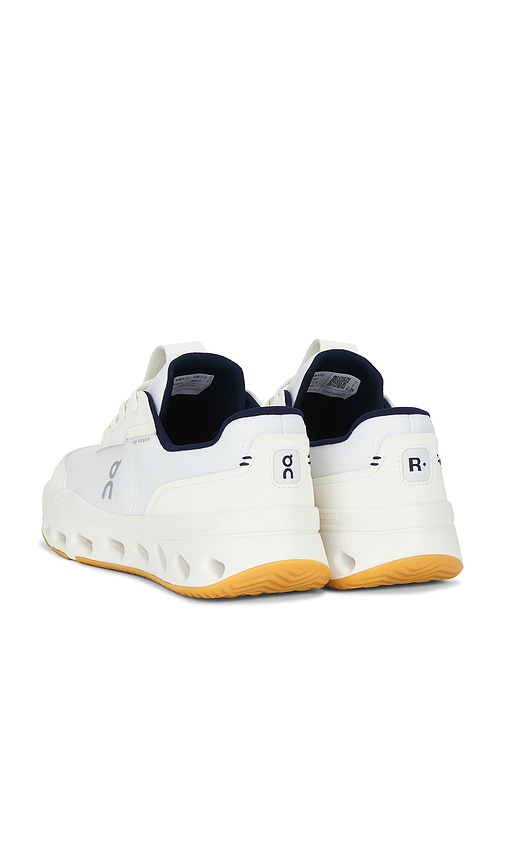  On Sneakers The Roger Wildcard In White,navy. Größe 7. Also In 7.5, 8, 8.5, 9, 9.5, 10, 10.5, 11, 11.5, 12, 12.5. 