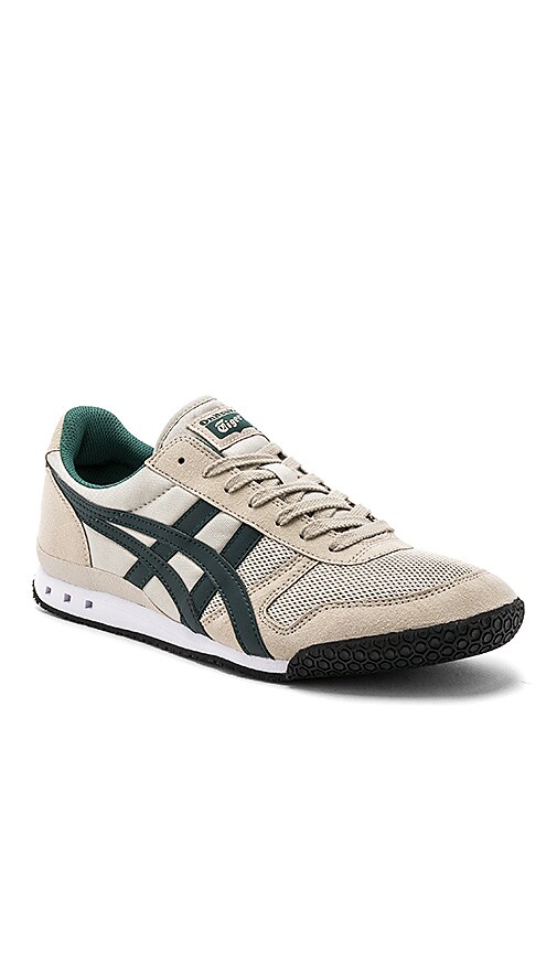 Onitsuka Tiger Ultimate 81 in Feather 