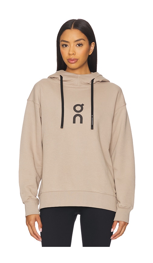 On Club Hoodie in Desert