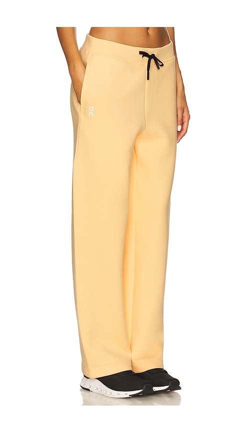 On Focus Tech Sweatpants In Yellow
