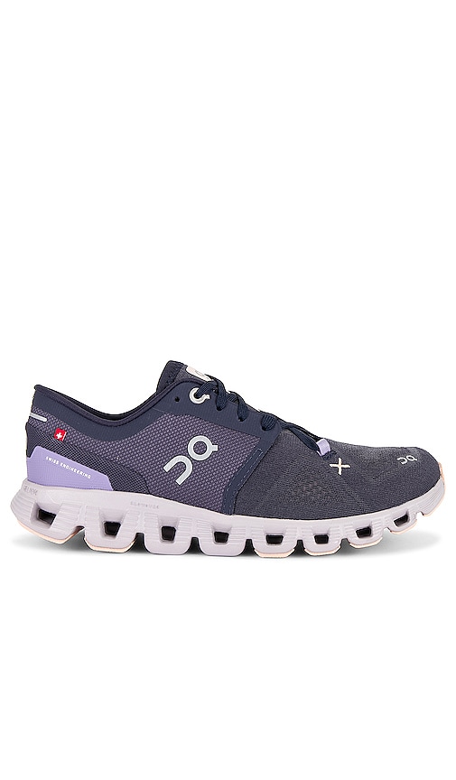On Cloud X 3 Trainer In Ir & Fade