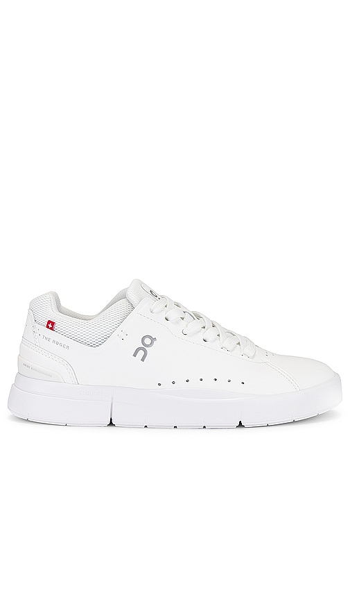 On The Roger Advantage Sneaker in White & Undyed