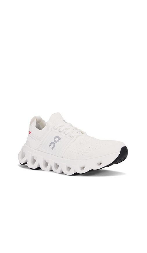 ON CLOUDSWIFT 4 SNEAKER