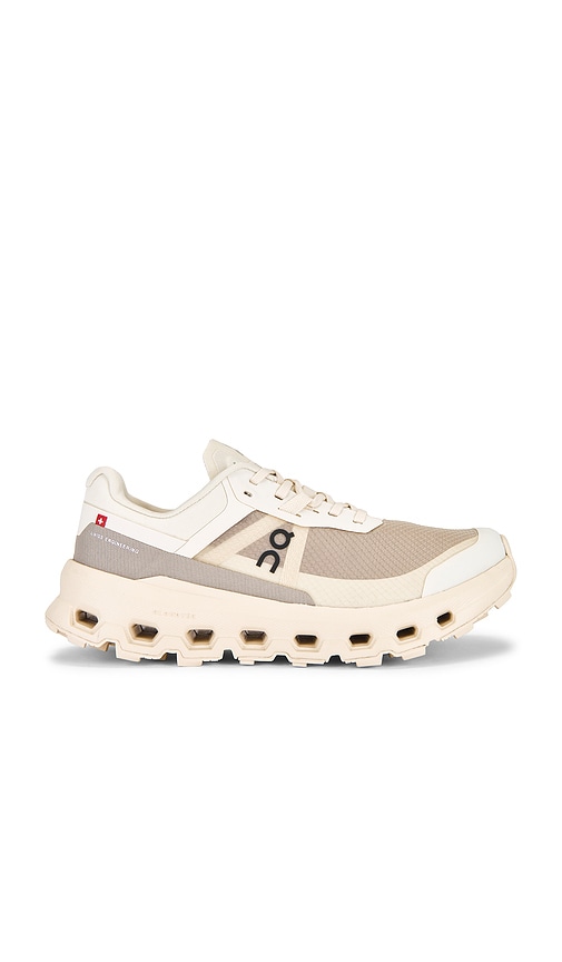 Cloudvista Sneaker in . - size 10 (also in 10.5, 11, 5, 5.5, 6, 6.5, 7, 7.5, 8, 8.5, 9, 9.5) - On - Modalova