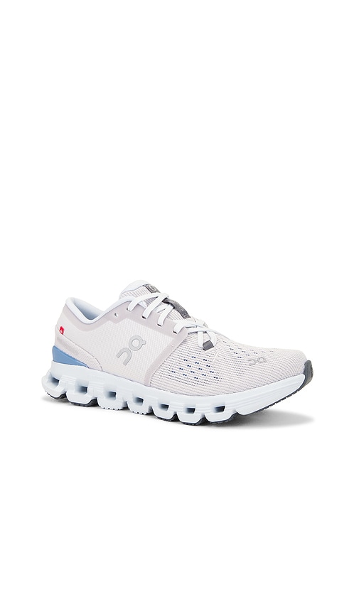 ON CLOUD X 4 SNEAKER