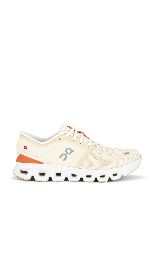 On Cloud X 4 Sneaker In Neutral